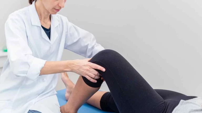 Como fazer fisioterapia no joelho
