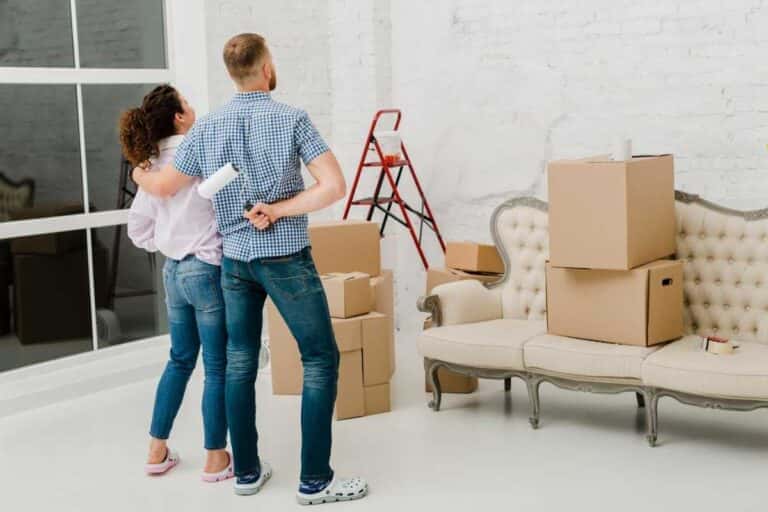 O que considerar ao mobiliar uma casa nova para uma família grande